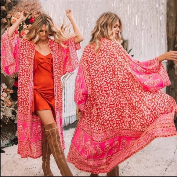 BOHO CHÍC FLORAL KIMONO BEACH COVERUP - Picture 1 of 4